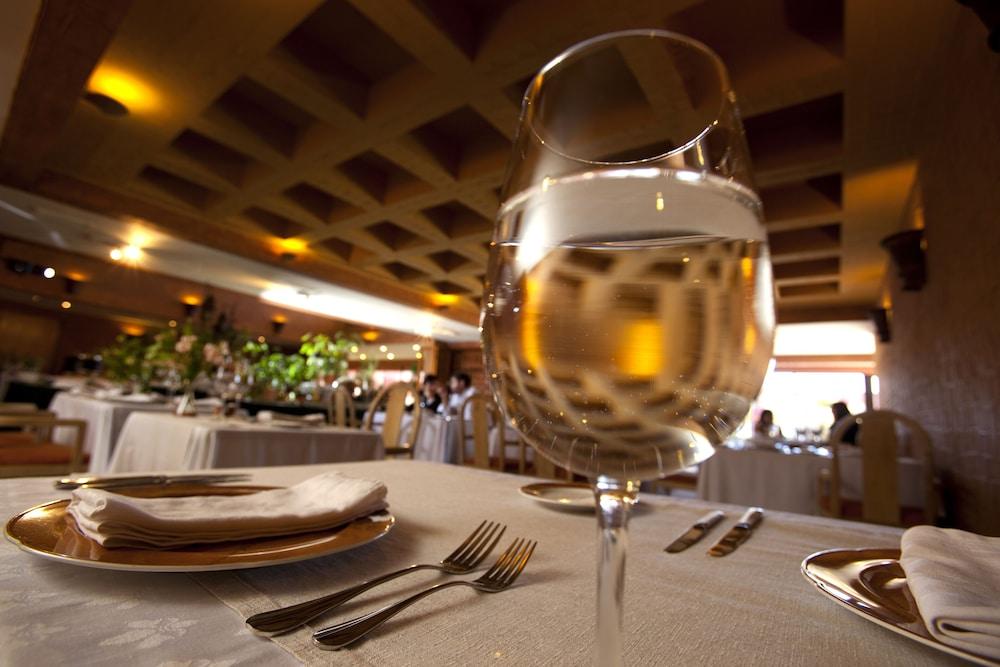 Park Hotel Calama Restaurant photo
