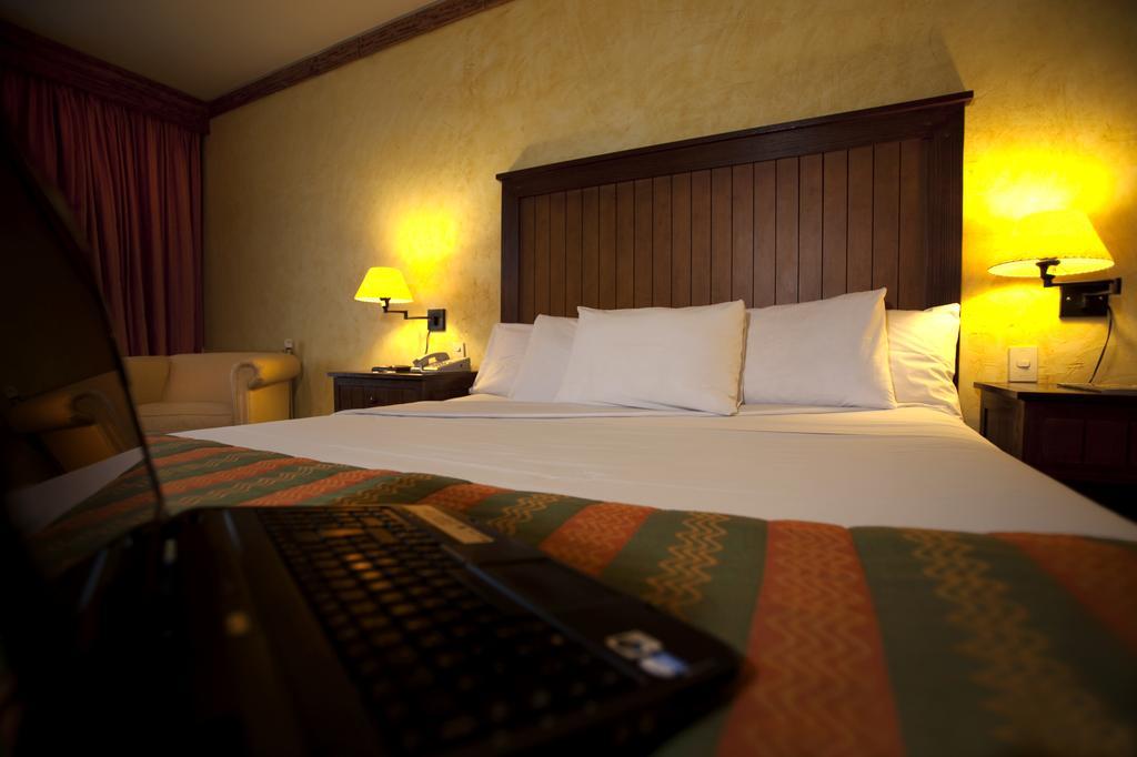 Park Hotel Calama Room photo